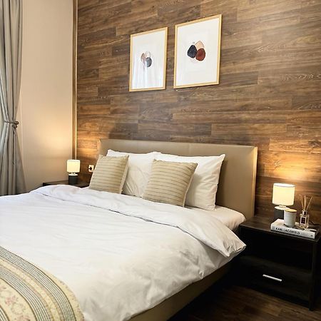 Top Centre Plovdiv Apt. With Parking For 4 Guests 外观 照片