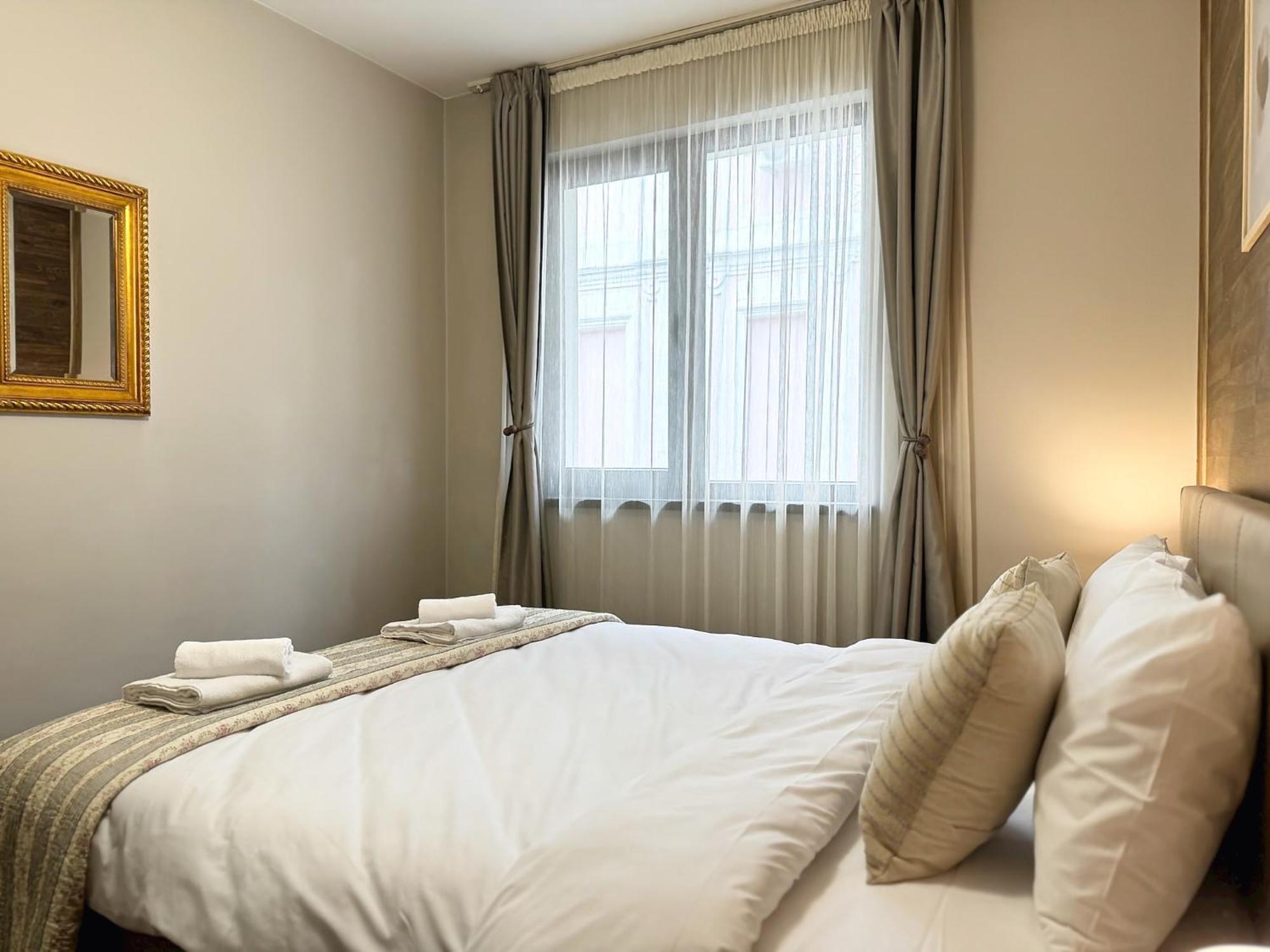 Top Centre Plovdiv Apt. With Parking For 4 Guests 外观 照片