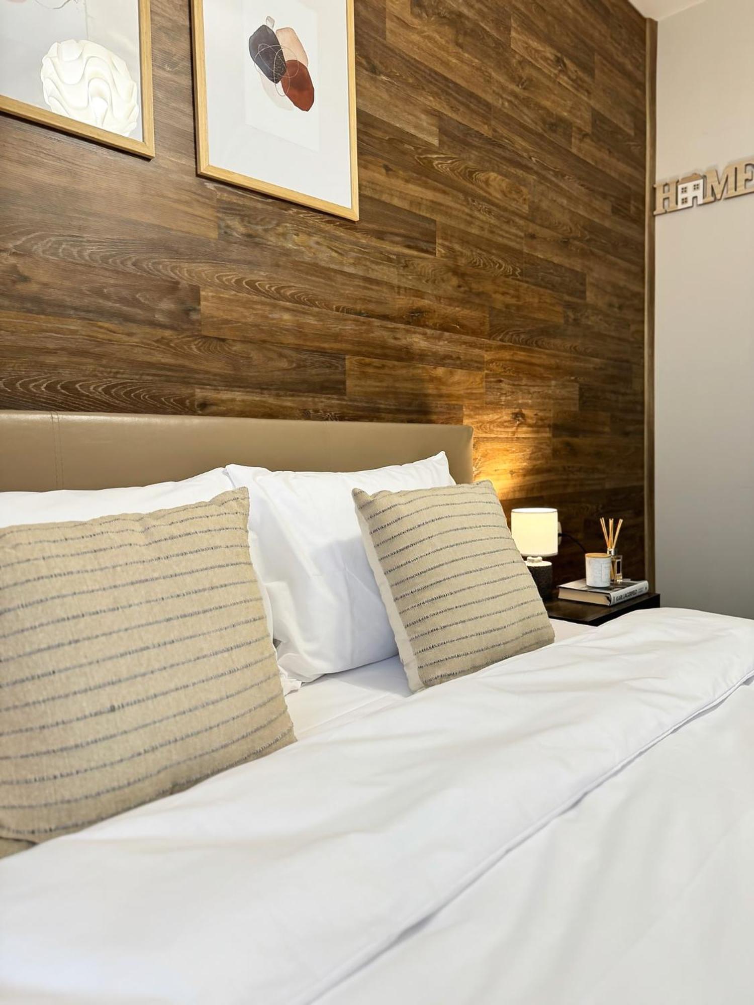 Top Centre Plovdiv Apt. With Parking For 4 Guests 外观 照片