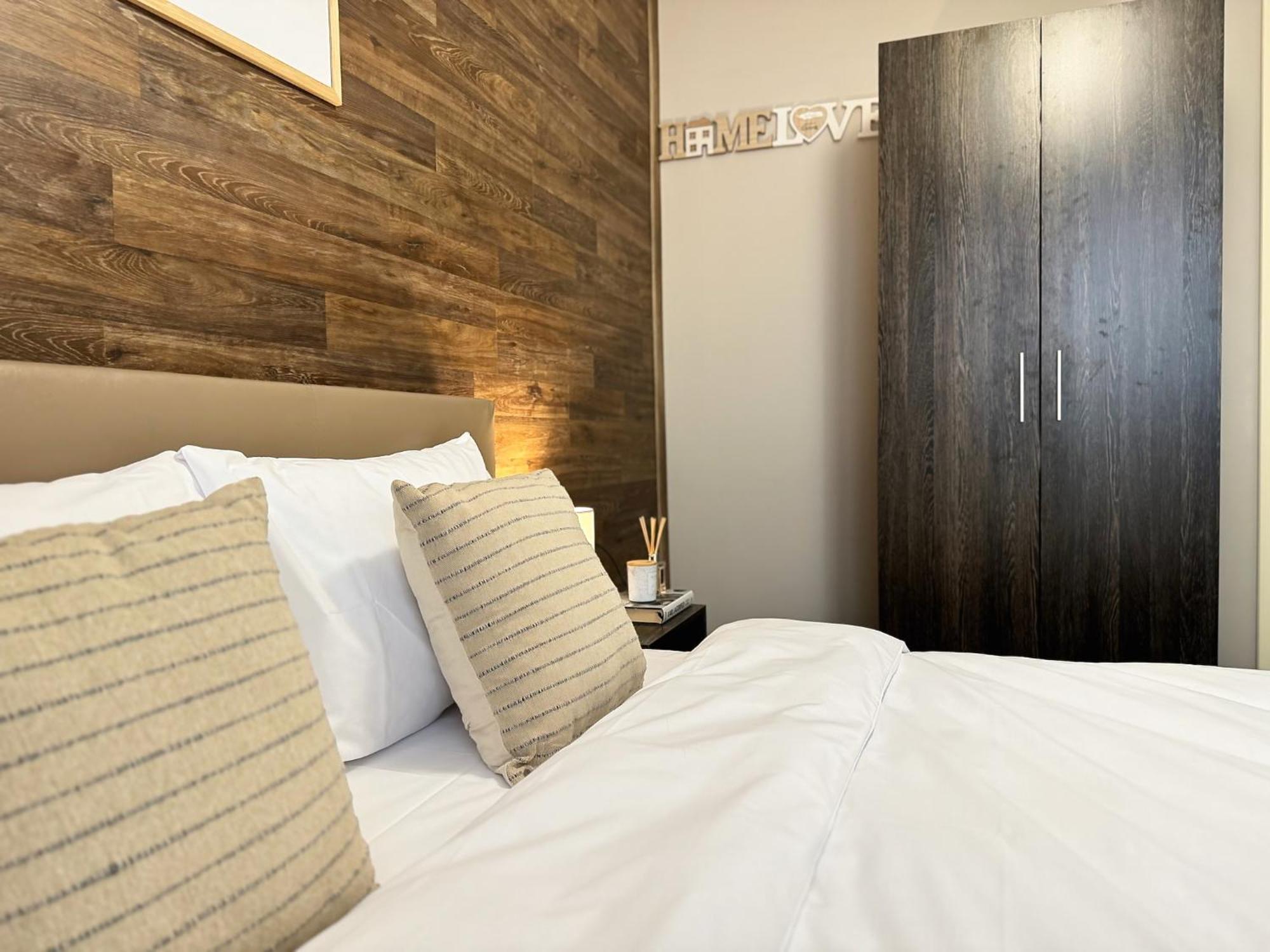 Top Centre Plovdiv Apt. With Parking For 4 Guests 外观 照片