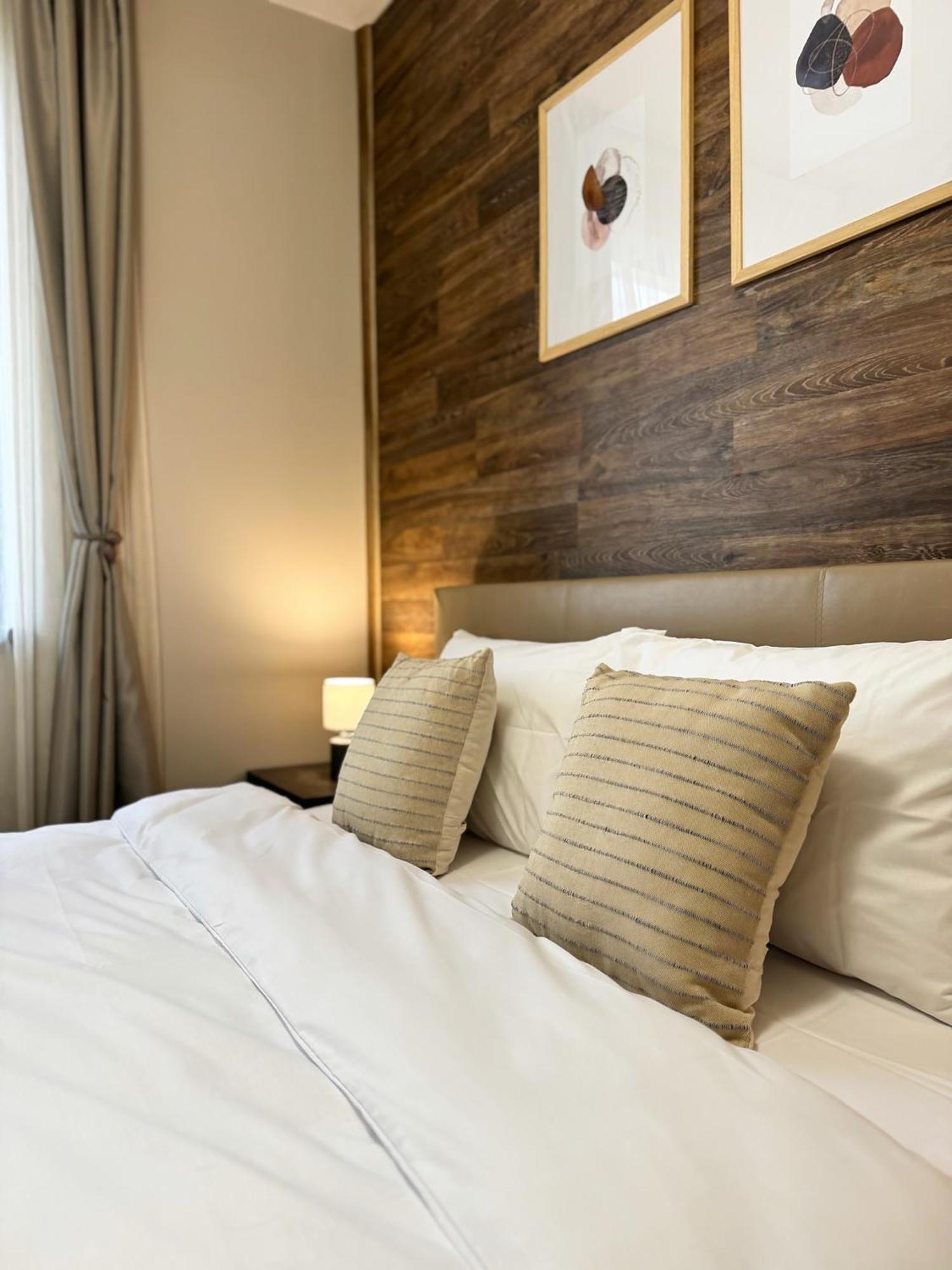 Top Centre Plovdiv Apt. With Parking For 4 Guests 外观 照片
